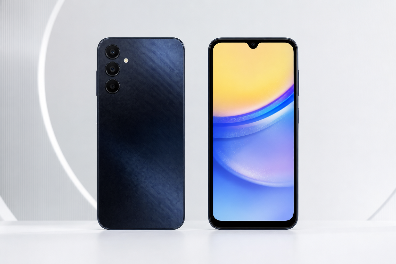 Samsung Galaxy A15 4G e A24 4G recebem atualização One UI 8.5 com Android 16 Samsung Galaxy A15 em vista frontal e traseira